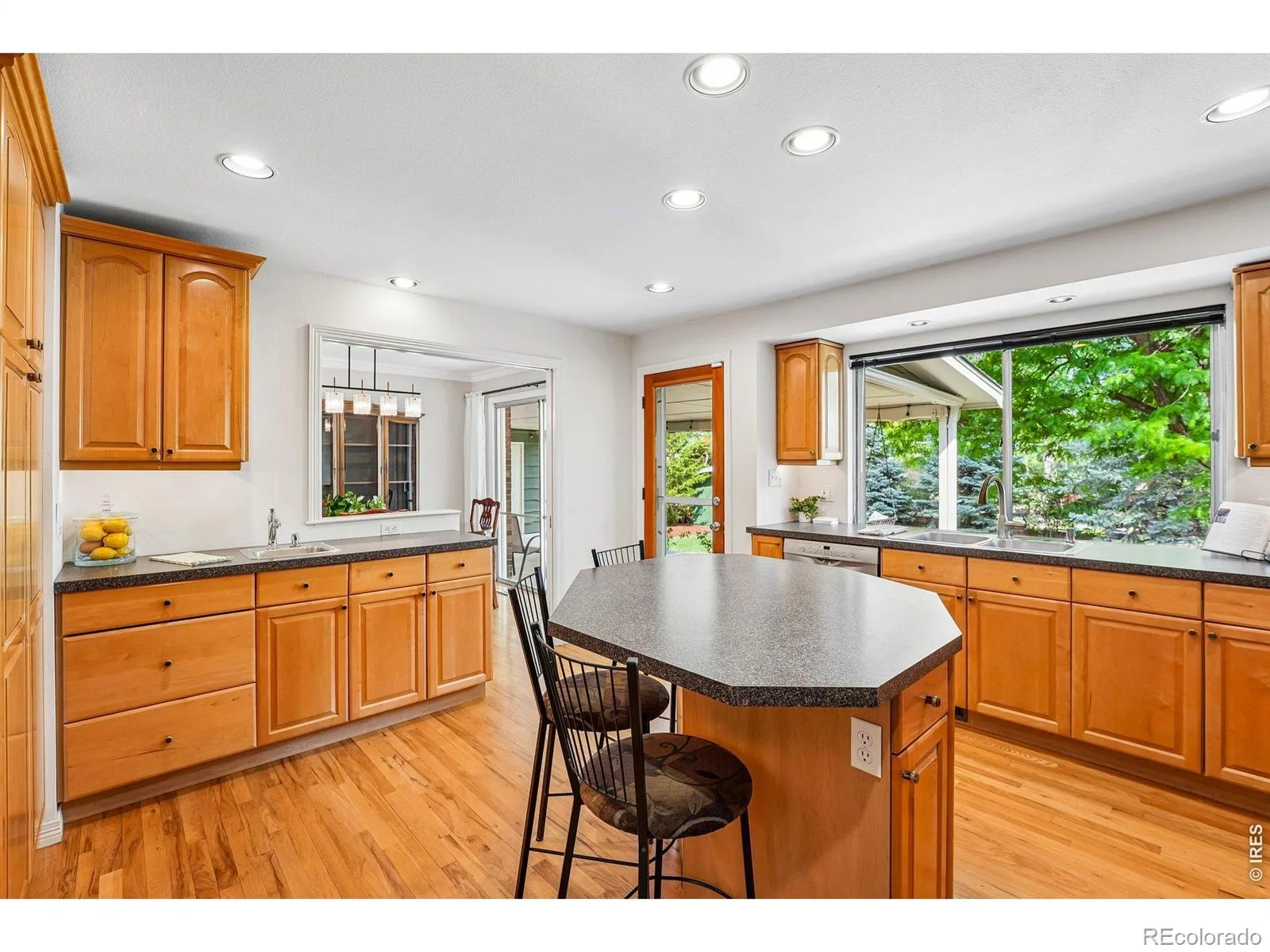 2720 S Chase Way Denver CO 80227 | MLS #REC8737363 07142026194312 1600 10