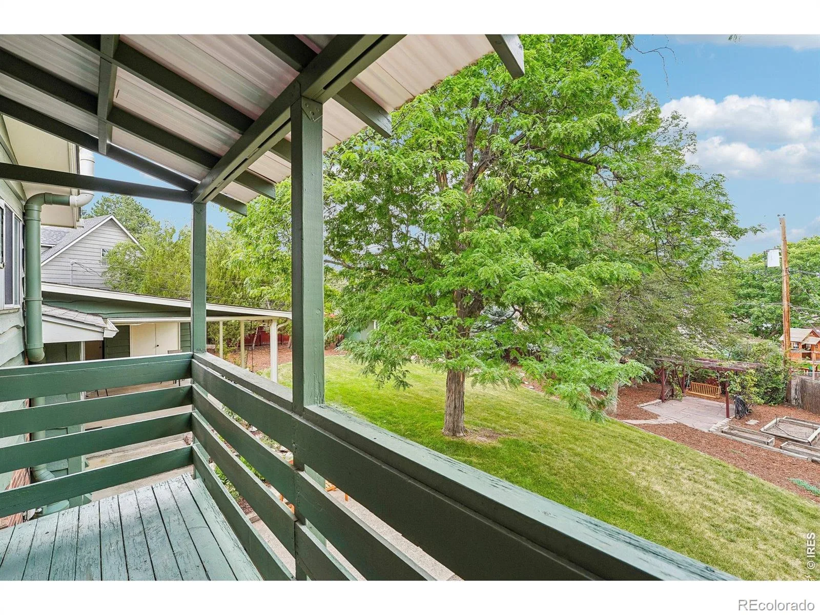 2720 S Chase Way Denver CO 80227 | MLS #REC8737363 07142026194312 1600 19