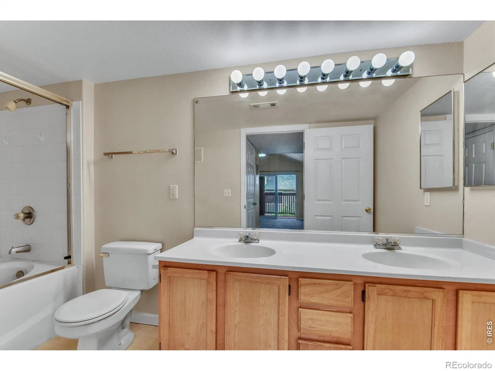 1070 Opal Street #204 Broomfield CO 80020 MLS #RECIR1064167 07162026044623 1600 25