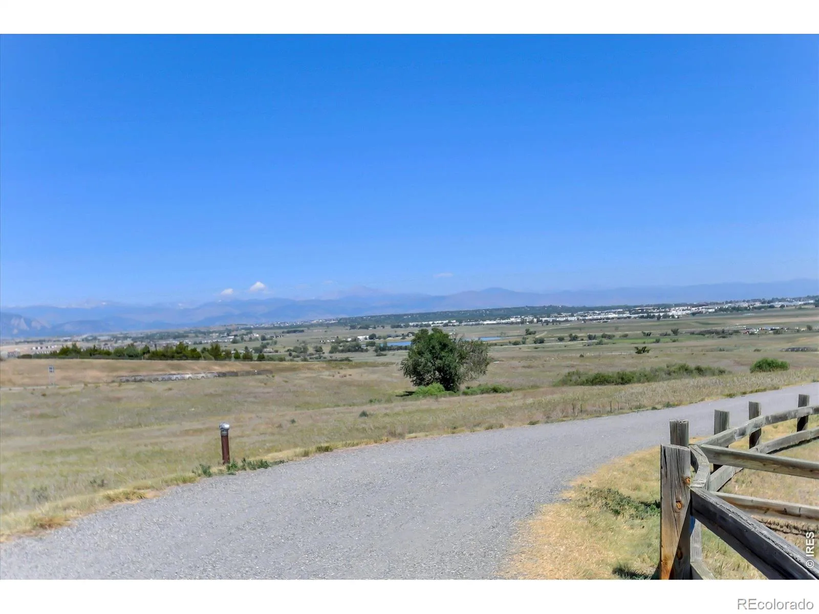 1070 Opal Street #204 Broomfield CO 80020 MLS #RECIR1064167 07162026044623 1600 34