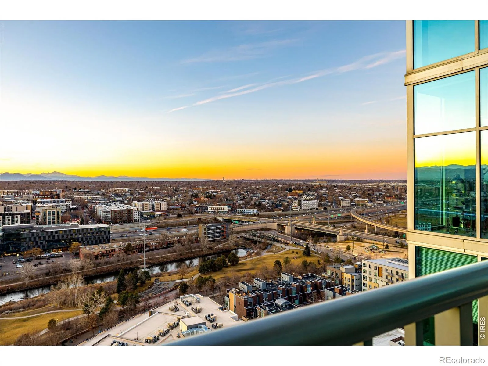 1700 Bassett Street #2117 Denver CO 80202 MLS #RECIR1064177 07142026235013 1600 33