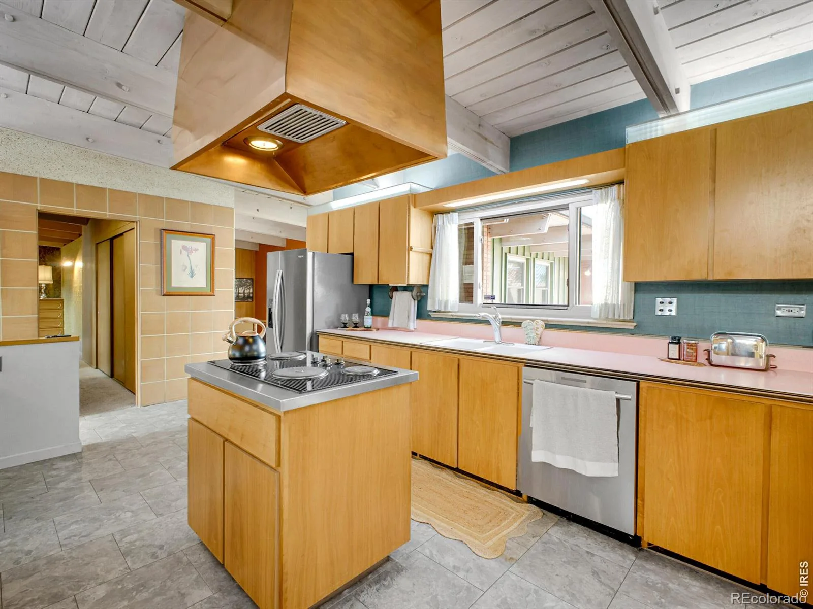 4677 E Hampden Avenue Denver CO 80222 MLS #REC8468694 07142026235131 1600 28