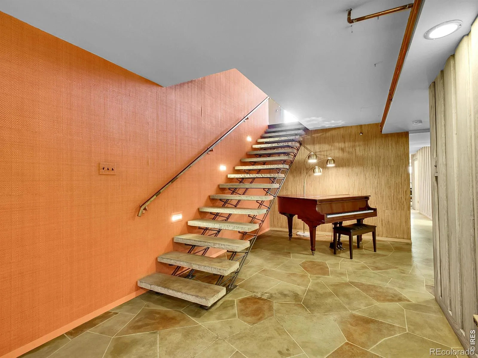 4677 E Hampden Avenue Denver CO 80222 MLS #REC8468694 07142026235131 1600 37