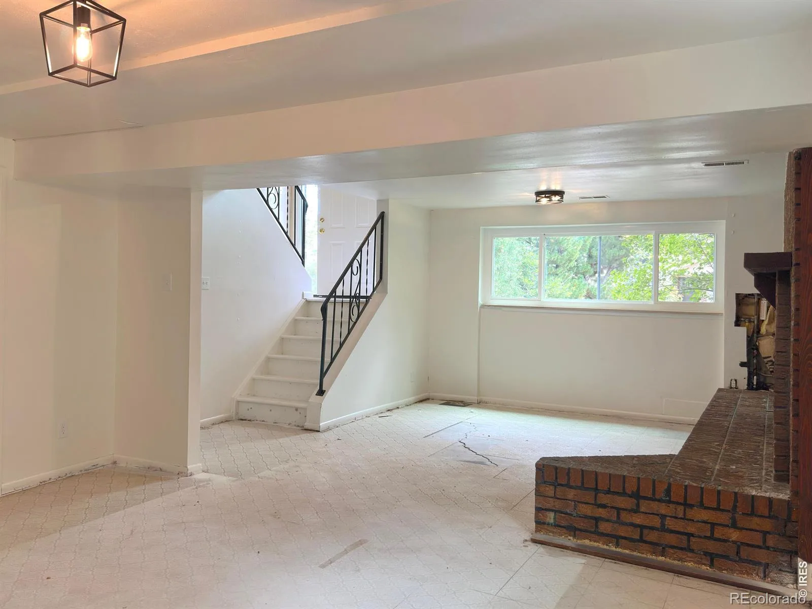 12597 W Maryland Place Lakewood CO 80228 | MLS #RECIR1064237 08172026061030 1600 33
