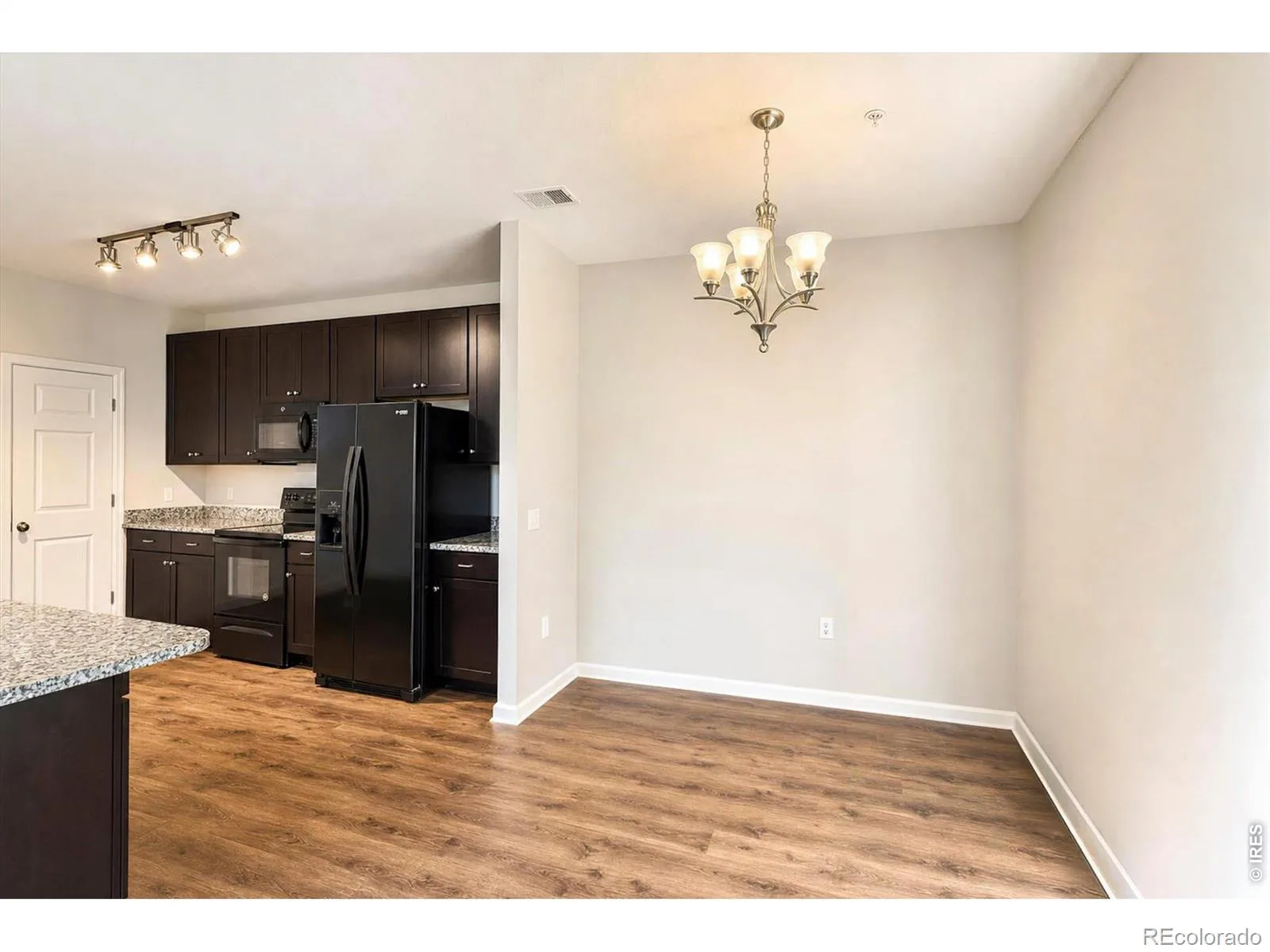 804 Summer Hawk Drive #8104 #8000 Longmont CO 80504 | MLS #RECIR1064259 08082026195630 1600 19