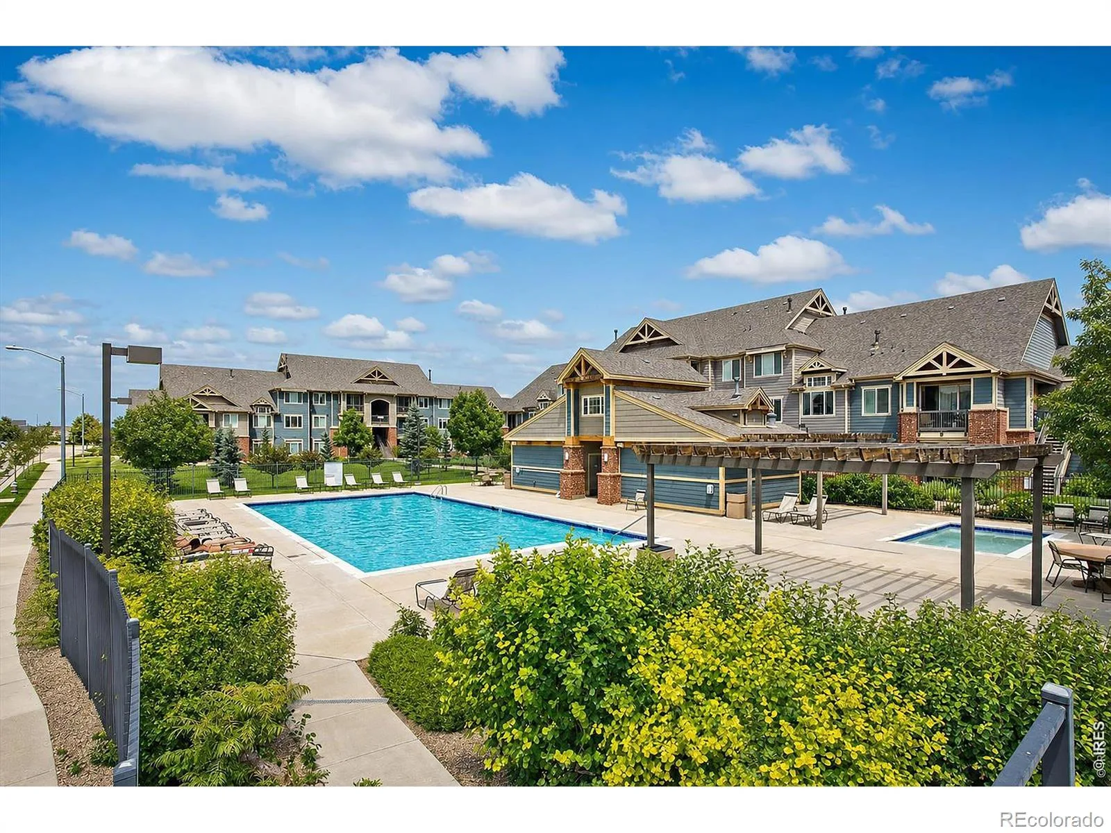 804 Summer Hawk Drive #8104 #8000 Longmont CO 80504 | MLS #RECIR1064259 08082026195630 1600 40