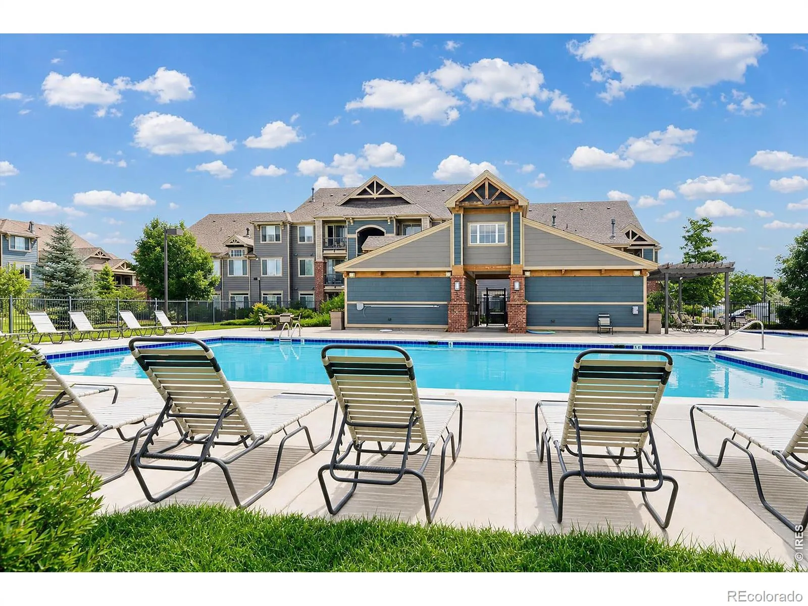 804 Summer Hawk Drive #8104 #8000 Longmont CO 80504 | MLS #RECIR1064259 08082026195630 1600 41