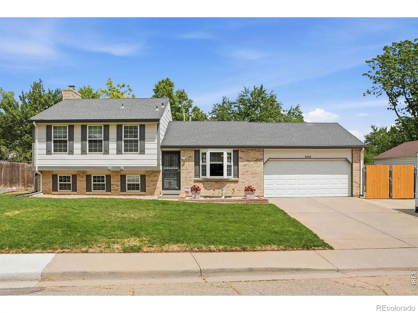 8240 Garland Drive Arvada CO 80005 MLS #RECIR1064277 07152026230412 1600 1