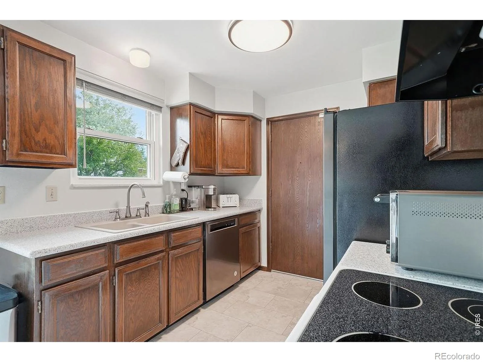 8240 Garland Drive Arvada CO 80005 MLS #RECIR1064277 07152026230412 1600 12