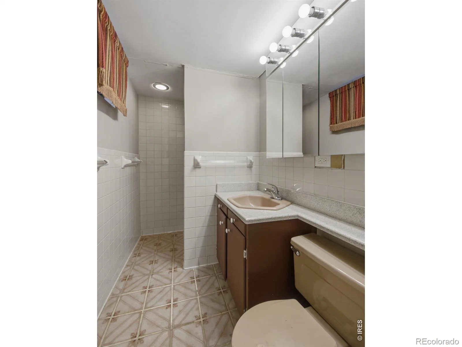 13405 W 21st Place Golden CO 80401 MLS #RECIR1064293 07162026003951 1600 22