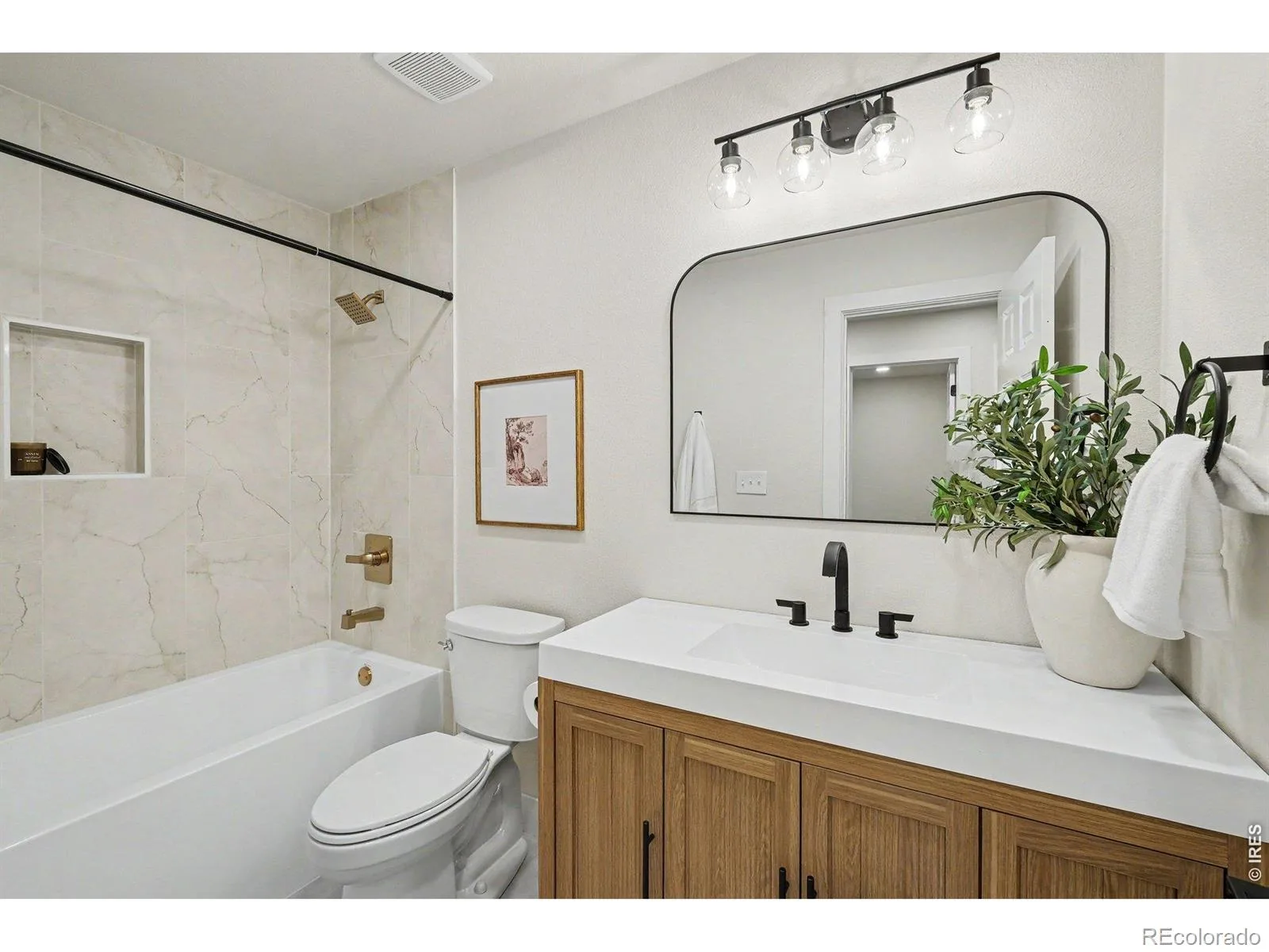 5514 Mustang Drive Frederick CO 80504 | MLS #RECIR1064327 07162026160748 1600 22
