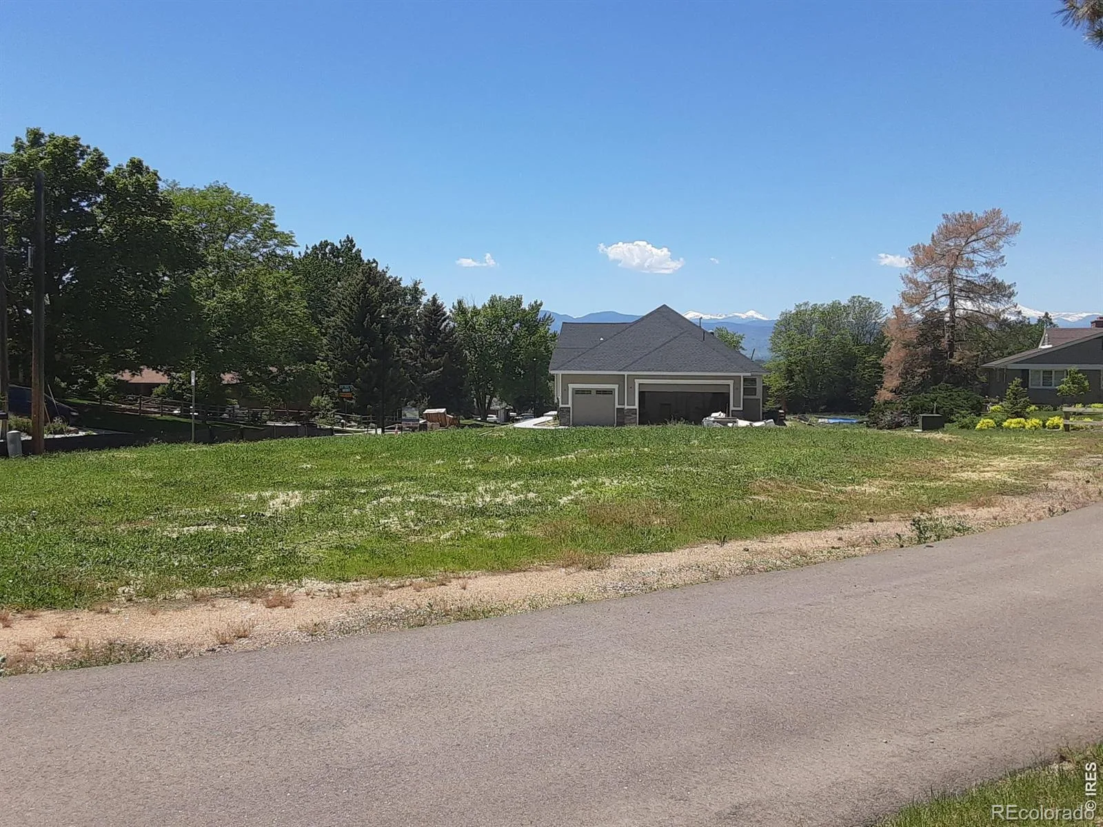 2128 Longs Peak Avenue Longmont CO 80501 | MLS #RECIR1064419 08262026000504 1600 5