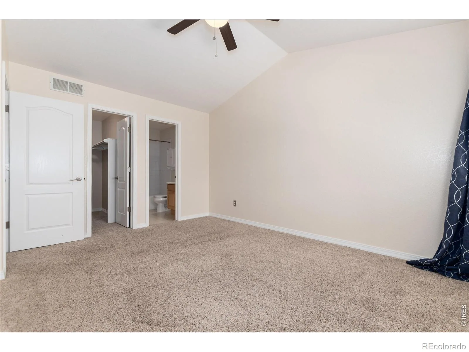 1419 Red Mountain Drive #113 Longmont CO 80504 | MLS #RECIR1064421 07172026005635 1600 20
