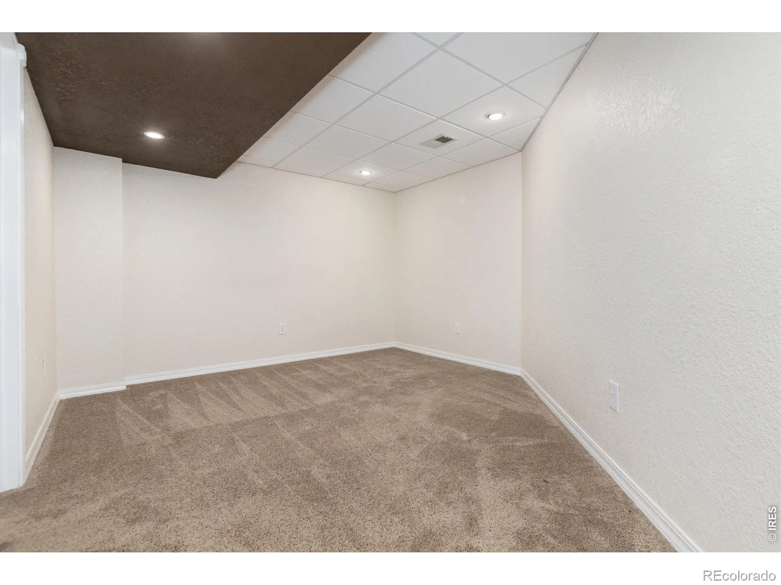 1419 Red Mountain Drive #113 Longmont CO 80504 | MLS #RECIR1064421 07172026005635 1600 29