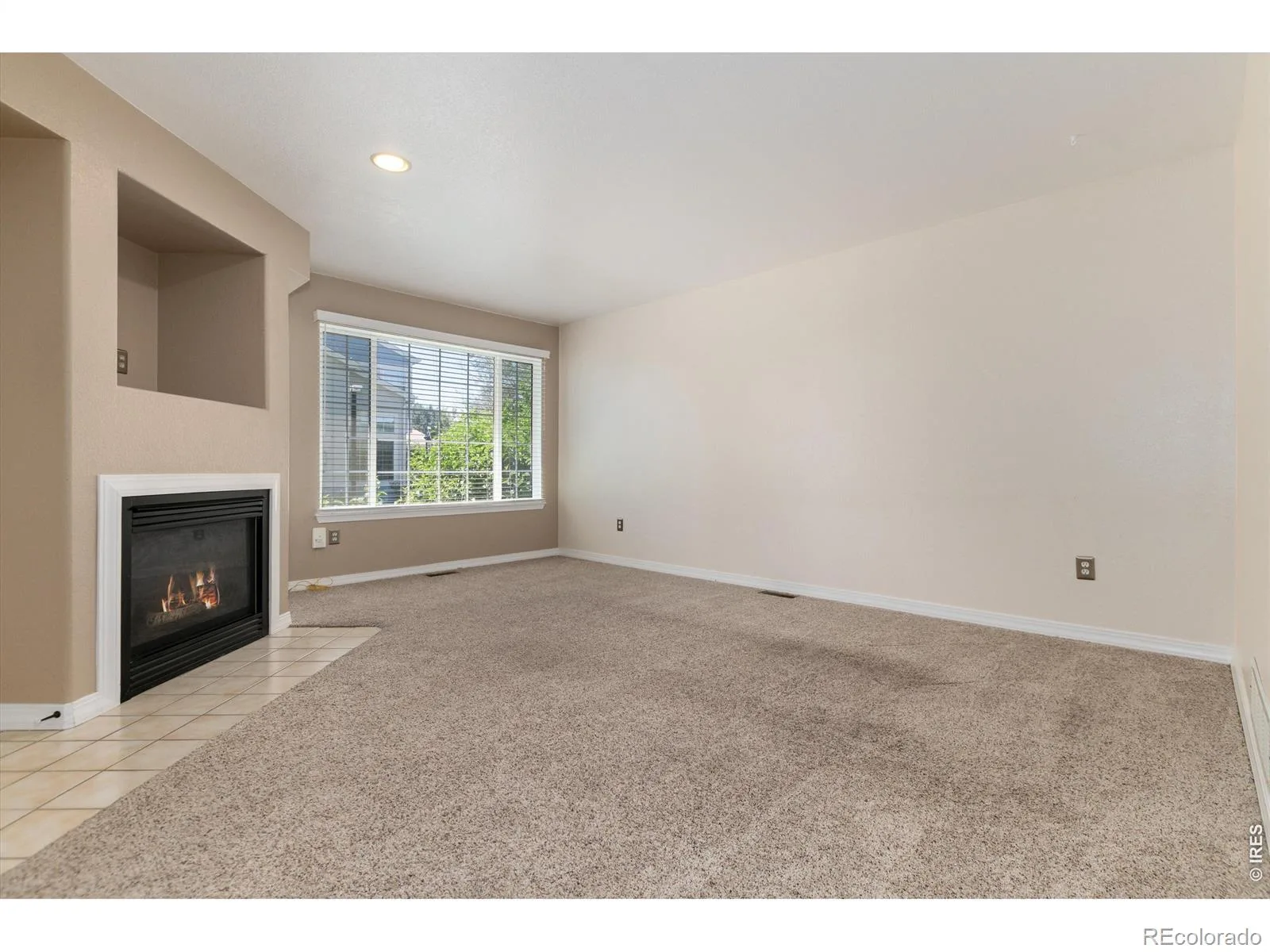 1419 Red Mountain Drive #113 Longmont CO 80504 | MLS #RECIR1064421 07172026005635 1600 3