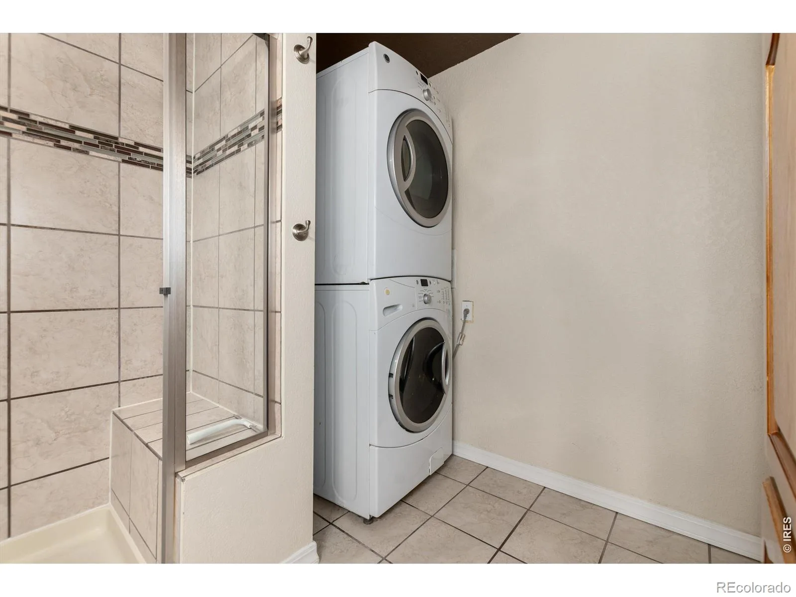 1419 Red Mountain Drive #113 Longmont CO 80504 | MLS #RECIR1064421 07172026005635 1600 31