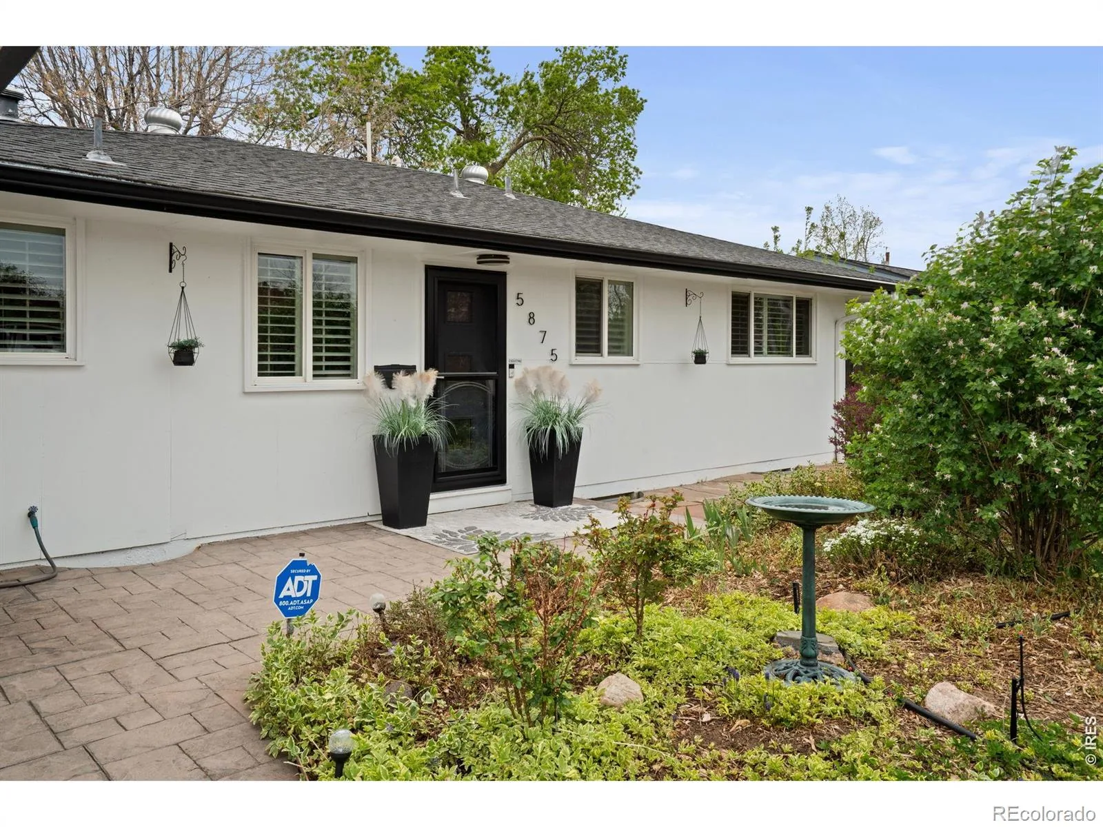 5875 S Elati Street Littleton CO 80120 | MLS #RECIR1064430 07172026031731 1600 1