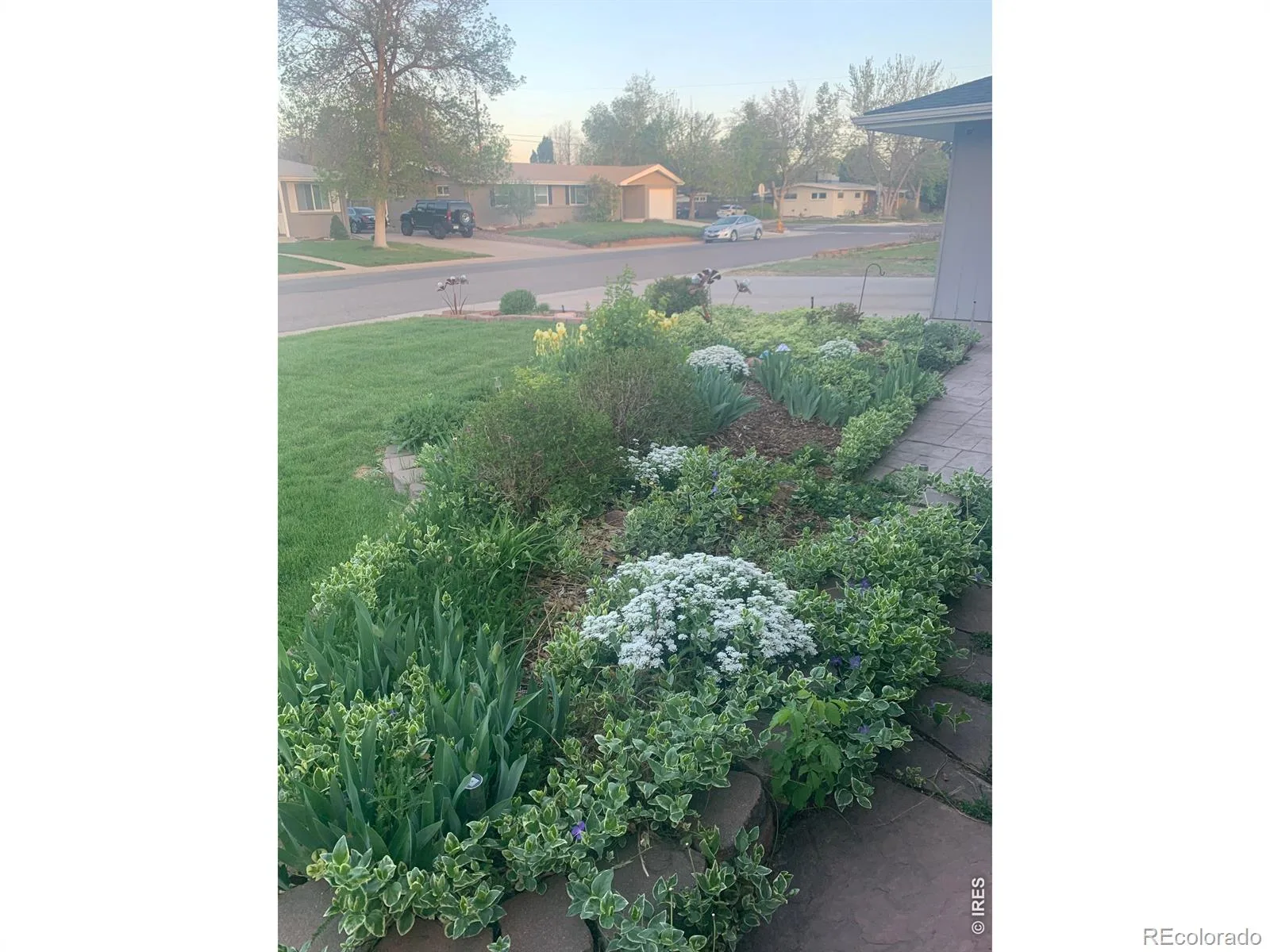 5875 S Elati Street Littleton CO 80120 | MLS #RECIR1064430 07172026031731 1600 35