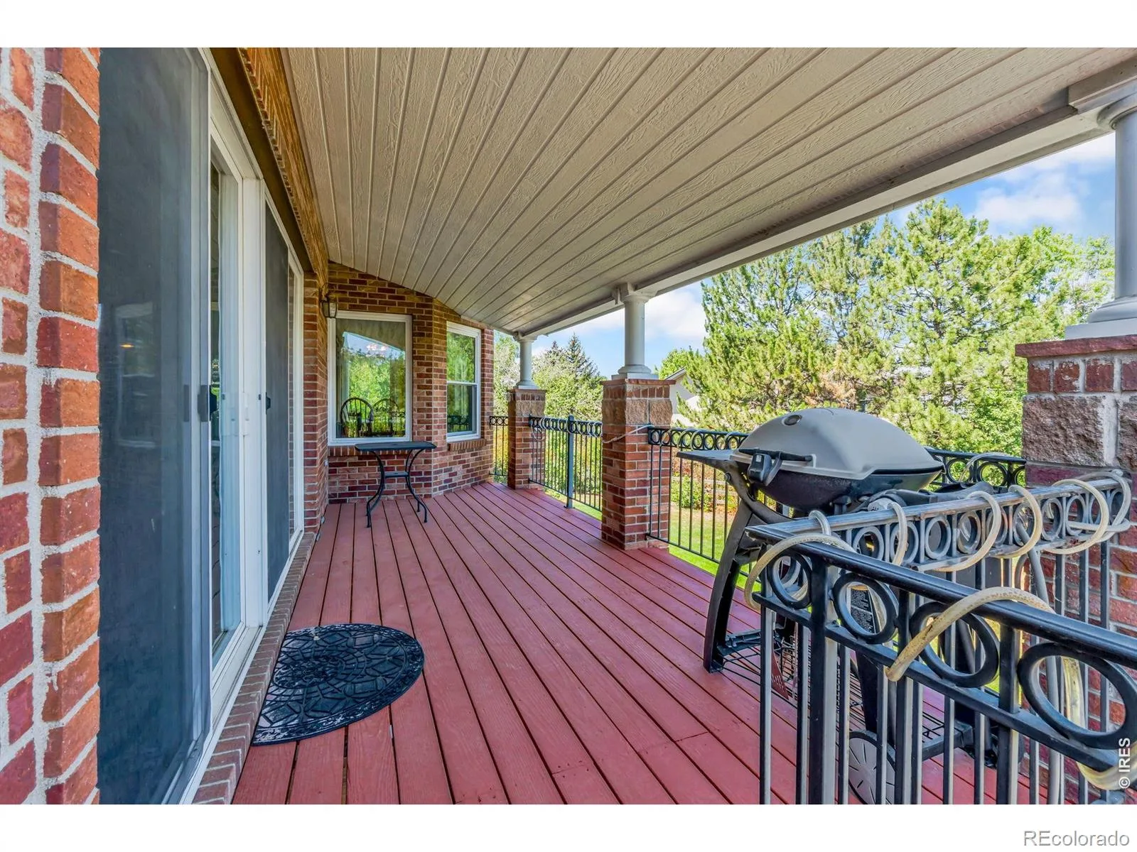 1687 Radcliffe Place Longmont CO 80503 | MLS #RECIR1064447 07202026200807 1600 14