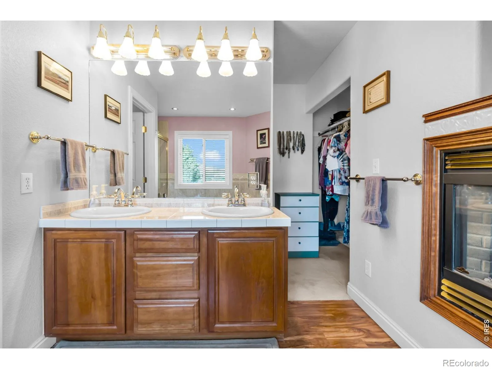 1687 Radcliffe Place Longmont CO 80503 | MLS #RECIR1064447 07202026200807 1600 30