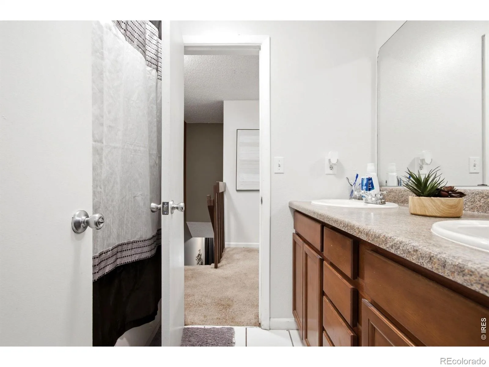 3747 S Granby Way Aurora CO 80014 | MLS #RECIR1064479 08042026002755 1600 13
