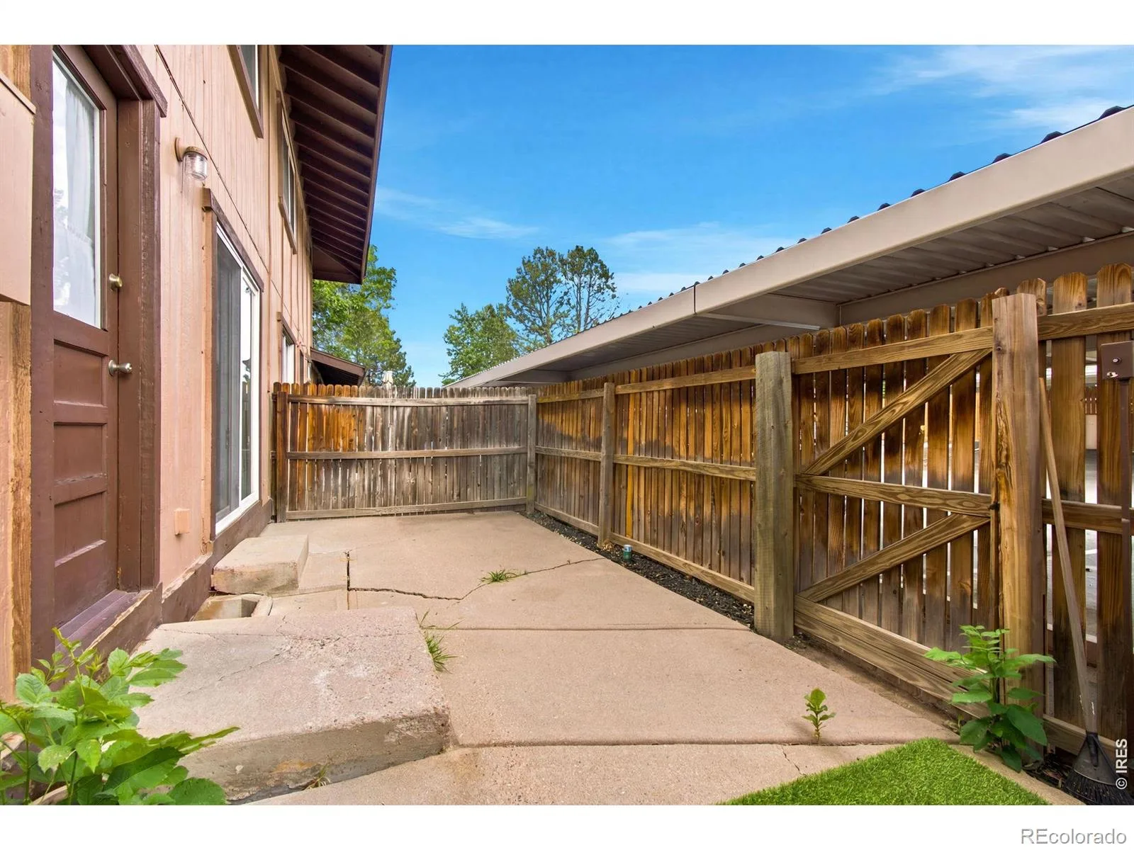 3747 S Granby Way Aurora CO 80014 | MLS #RECIR1064479 08042026002755 1600 27