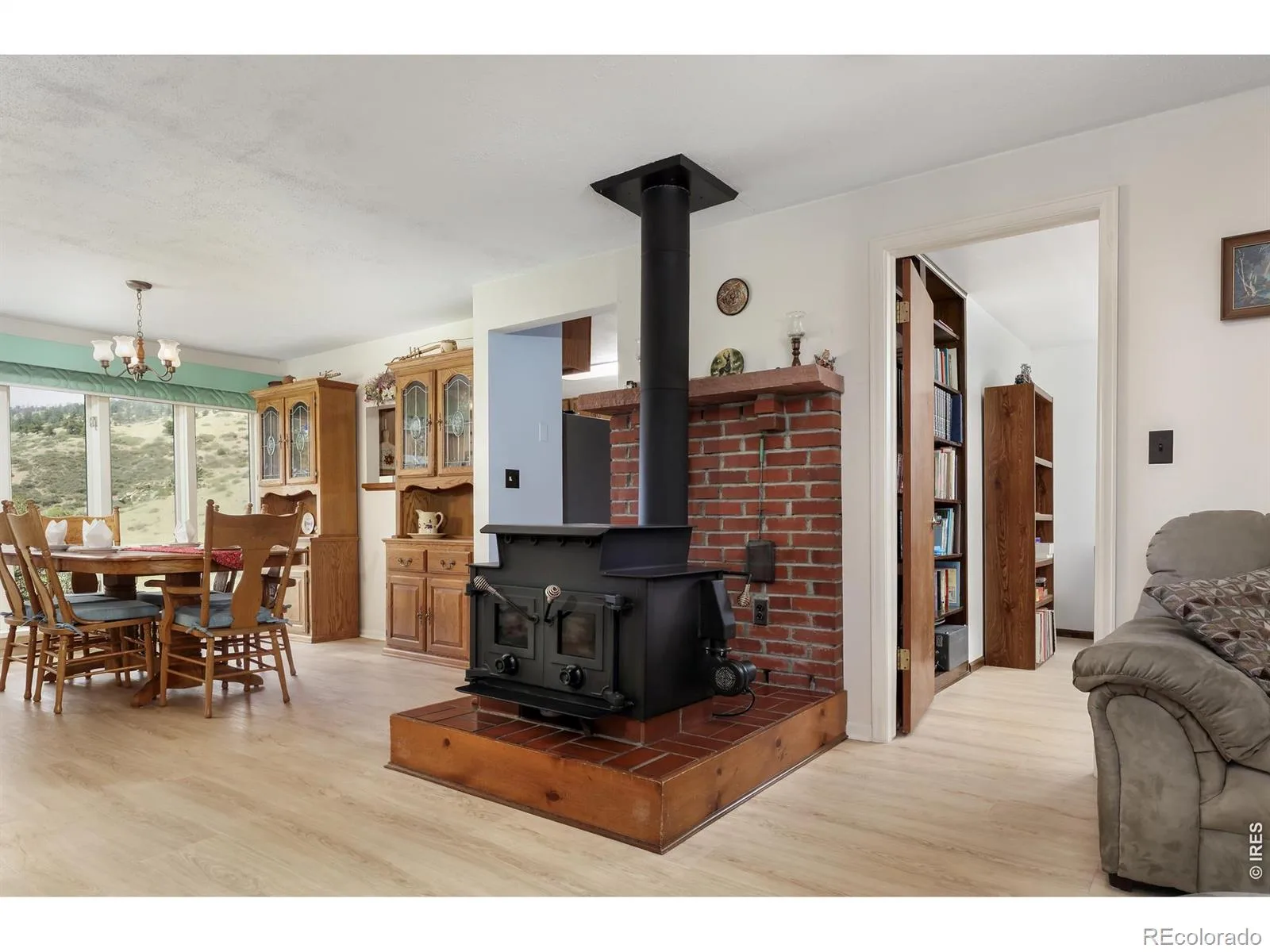 15950 Dakota Ridge Road Longmont CO 80503 | MLS #RECIR1064480 07172026181338 1600 13
