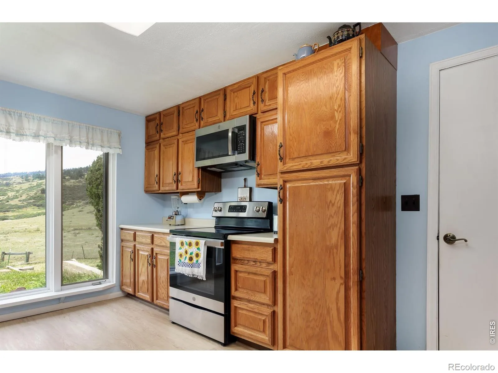 15950 Dakota Ridge Road Longmont CO 80503 | MLS #RECIR1064480 07172026181338 1600 16