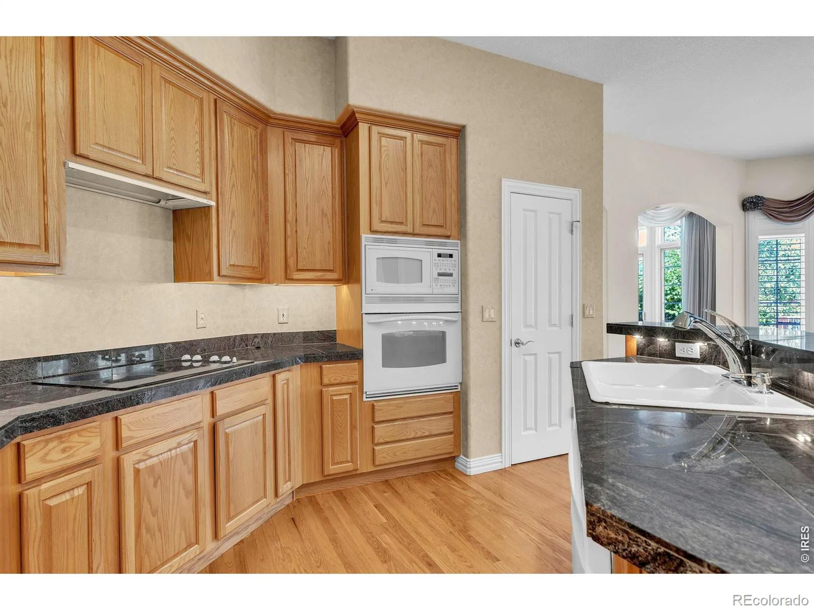 49 Coral Place Greenwood Village CO 80111 | MLS #RECIR1064506 07172026202419 1600 19