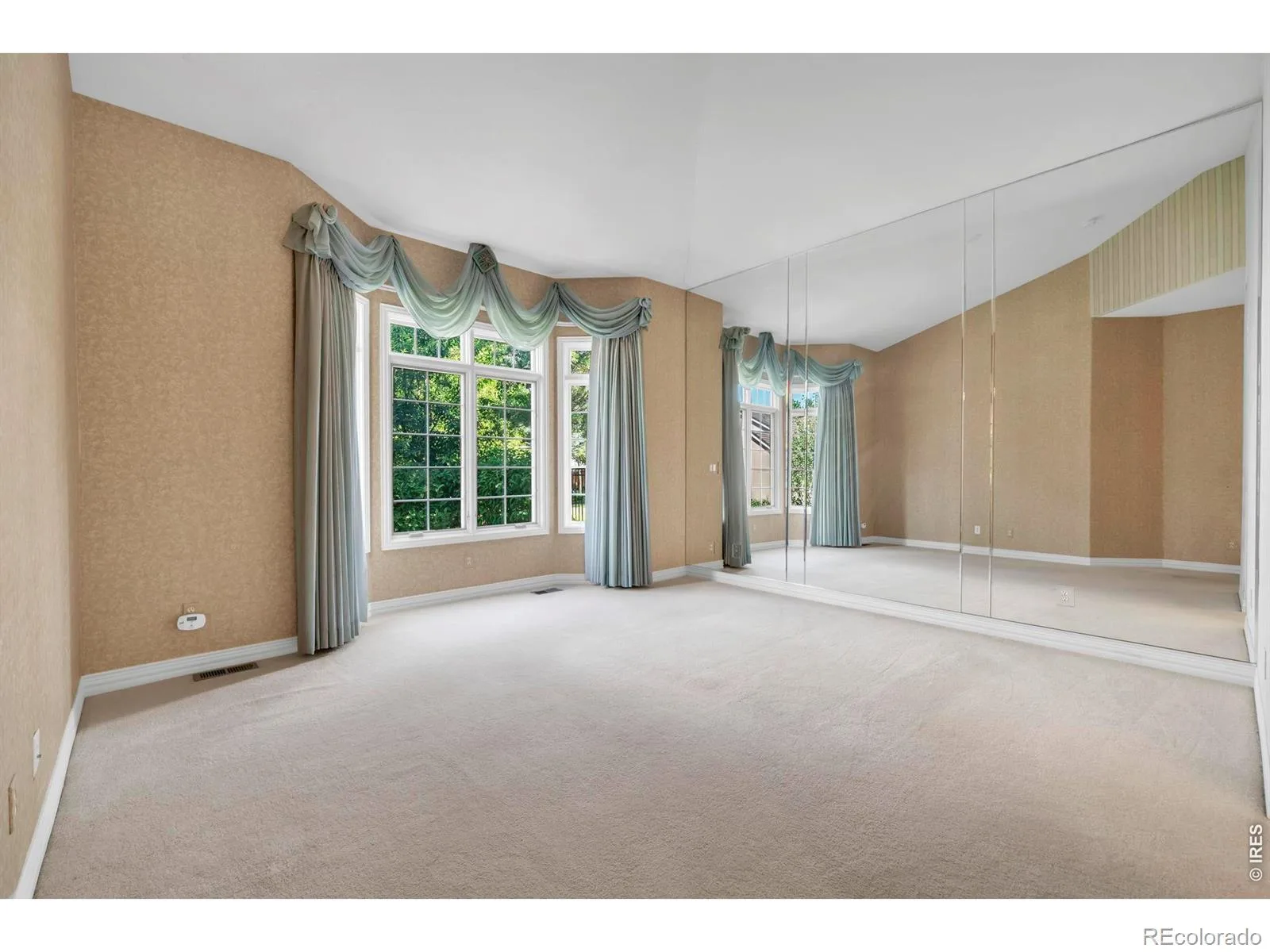 49 Coral Place Greenwood Village CO 80111 | MLS #RECIR1064506 07172026202419 1600 28