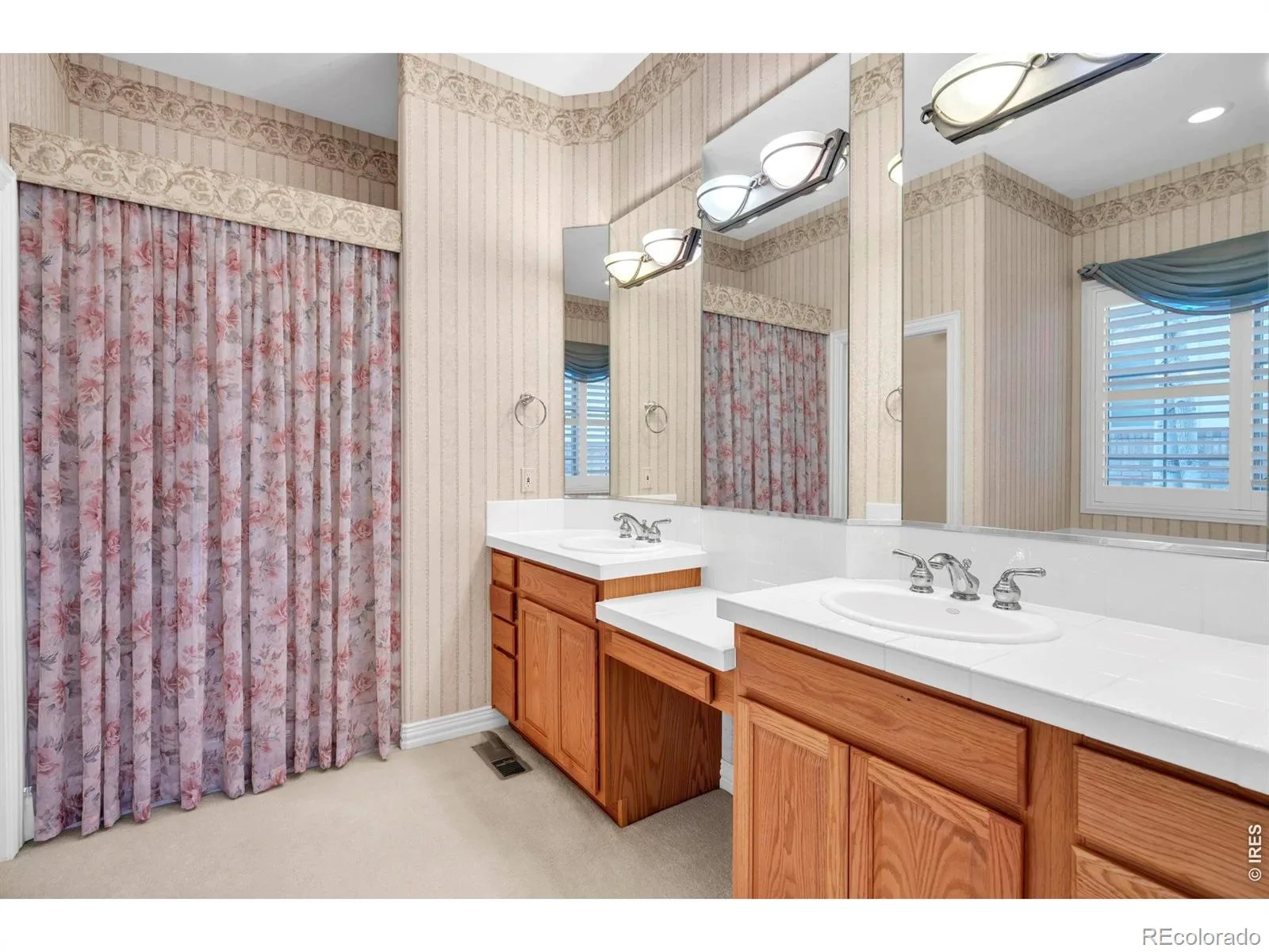 49 Coral Place Greenwood Village CO 80111 | MLS #RECIR1064506 07172026202419 1600 31