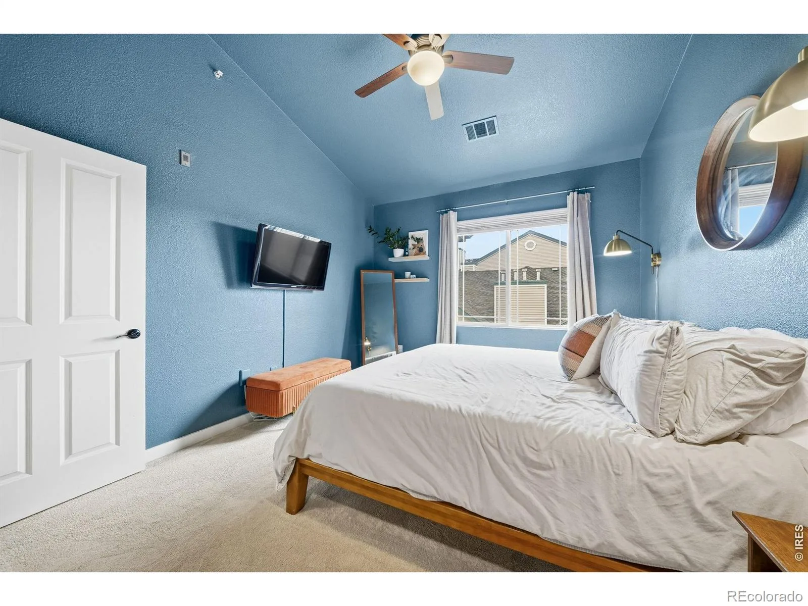 8329 S Independence Circle #306 Littleton CO 80128 | MLS #RECIR1064642 07202026194335 1600 14