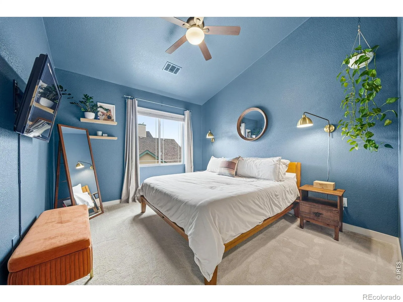 8329 S Independence Circle #306 Littleton CO 80128 | MLS #RECIR1064642 07202026194335 1600 15