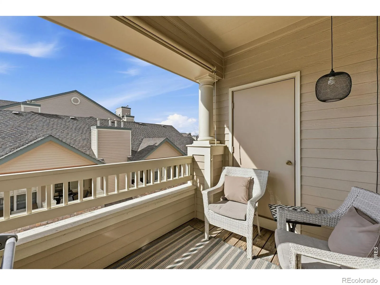 8329 S Independence Circle #306 Littleton CO 80128 | MLS #RECIR1064642 07202026194335 1600 24