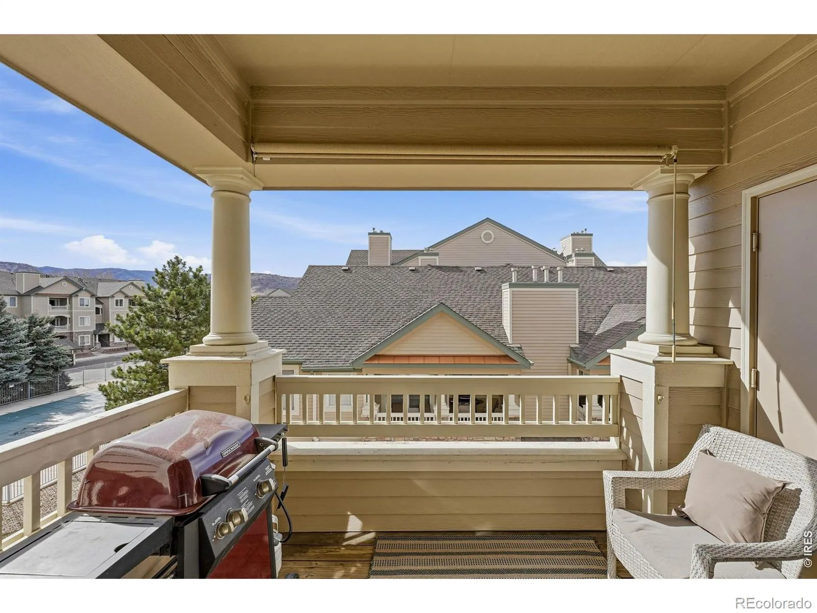 8329 S Independence Circle #306 Littleton CO 80128 | MLS #RECIR1064642 07202026194335 1600 25