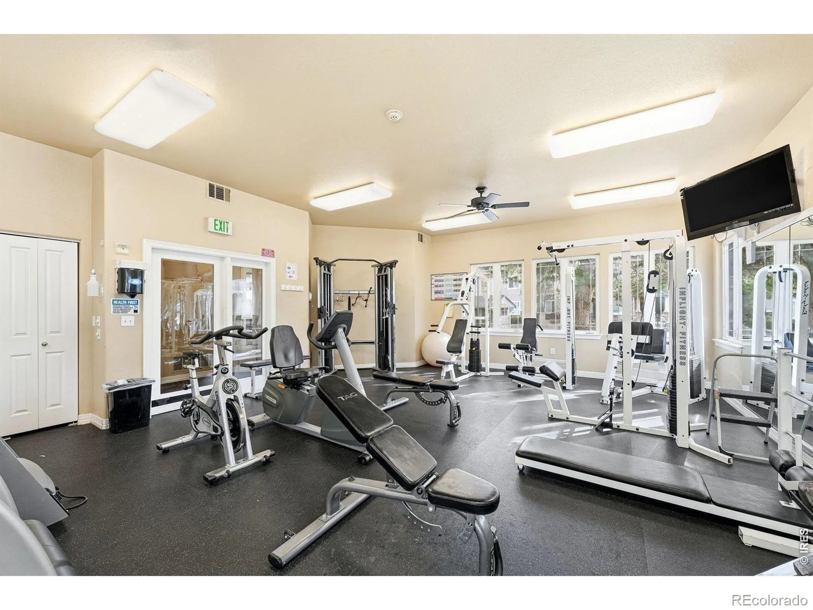 8329 S Independence Circle #306 Littleton CO 80128 | MLS #RECIR1064642 07202026194335 1600 29