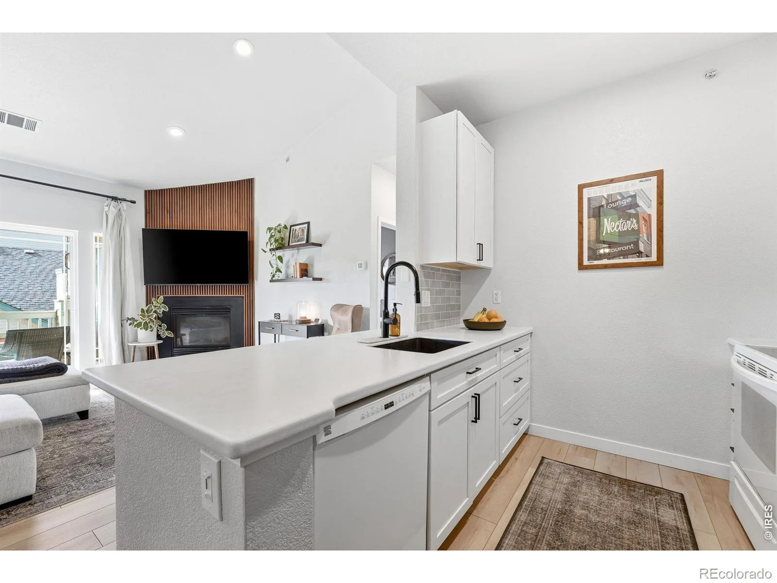 8329 S Independence Circle #306 Littleton CO 80128 | MLS #RECIR1064642 07202026194335 1600 4