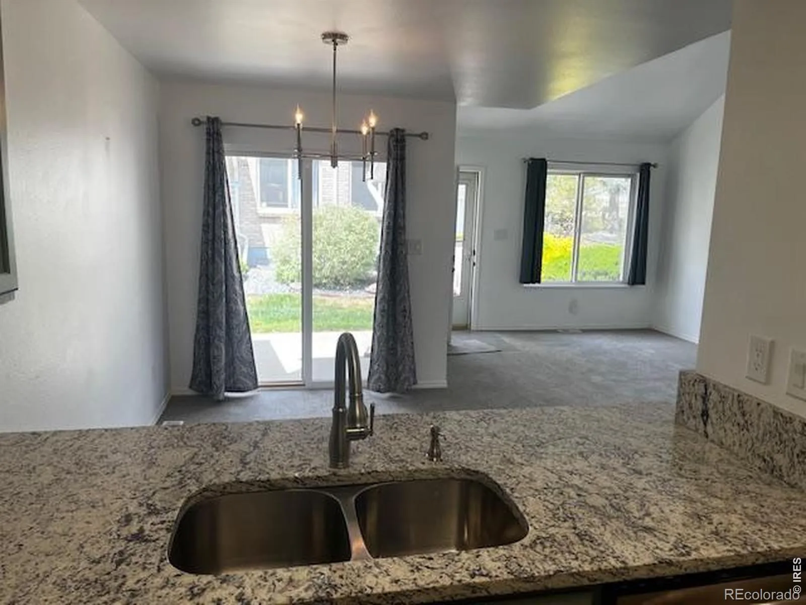 2142 Meadow Court Longmont CO 80501 | MLS #RECIR1064741 07212026231430 1600 6