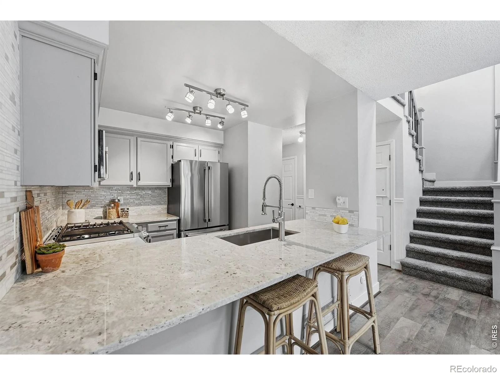 2892 W Long Circle #G Littleton CO 80120 | MLS #RECIR1064746 07212026235328 1600 11
