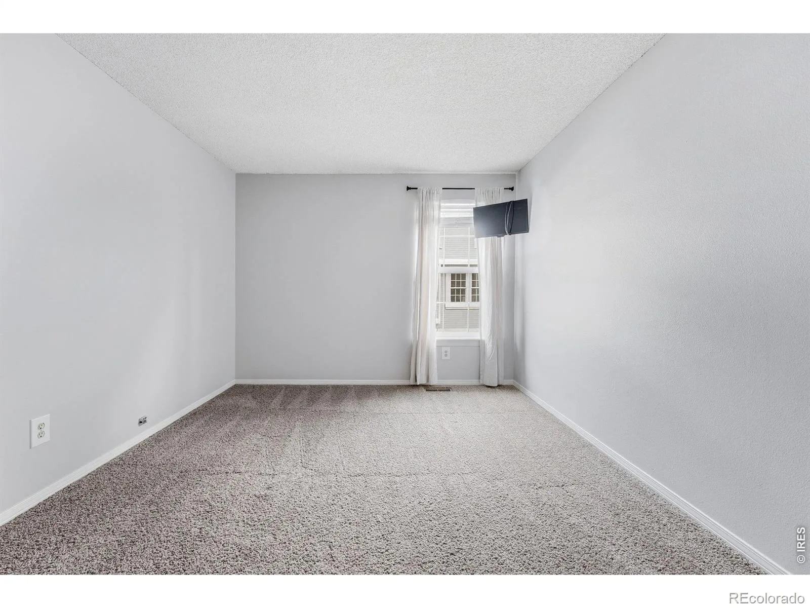2892 W Long Circle #G Littleton CO 80120 | MLS #RECIR1064746 07212026235328 1600 20