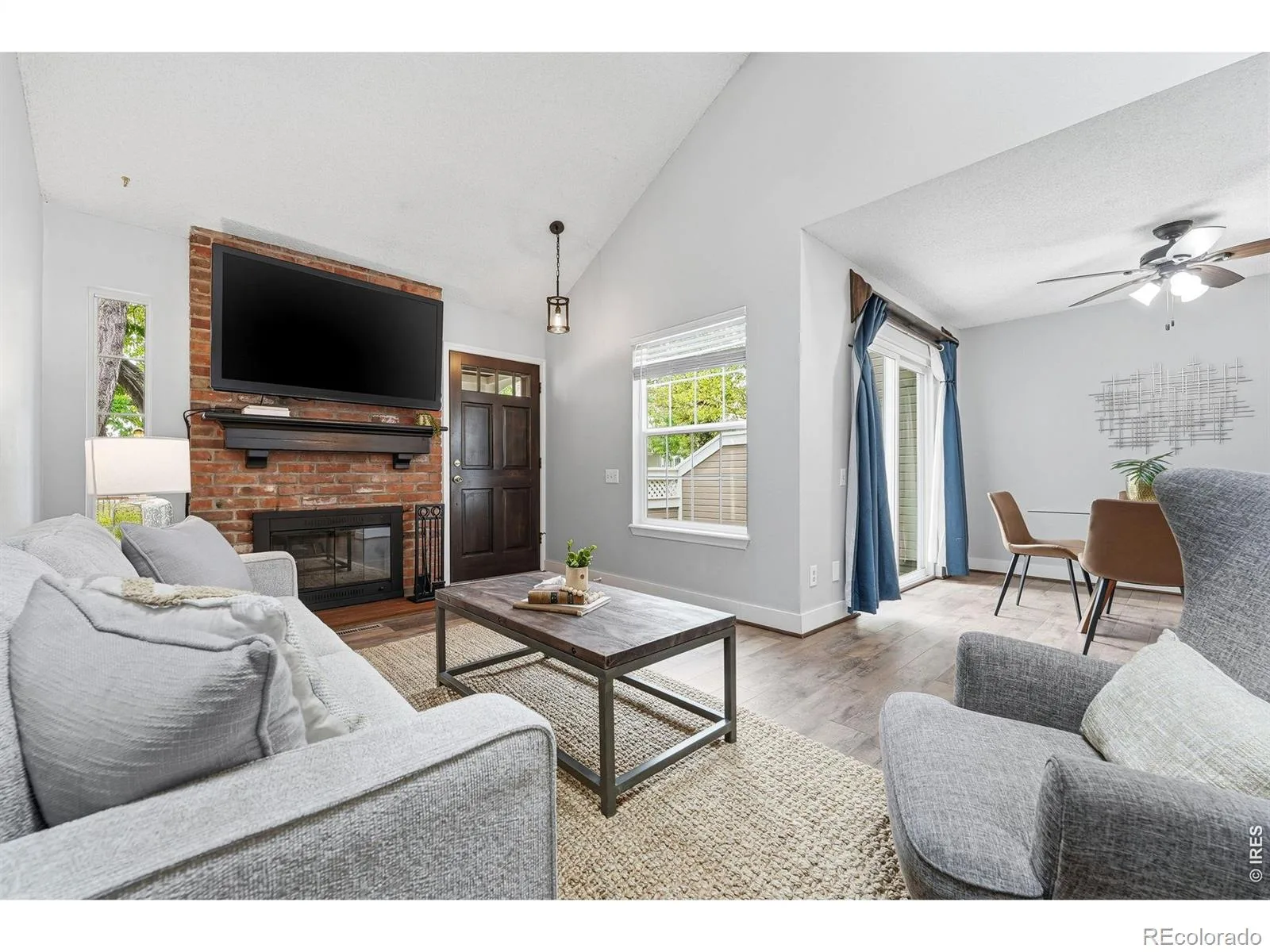 2892 W Long Circle #G Littleton CO 80120 | MLS #RECIR1064746 07212026235328 1600 7