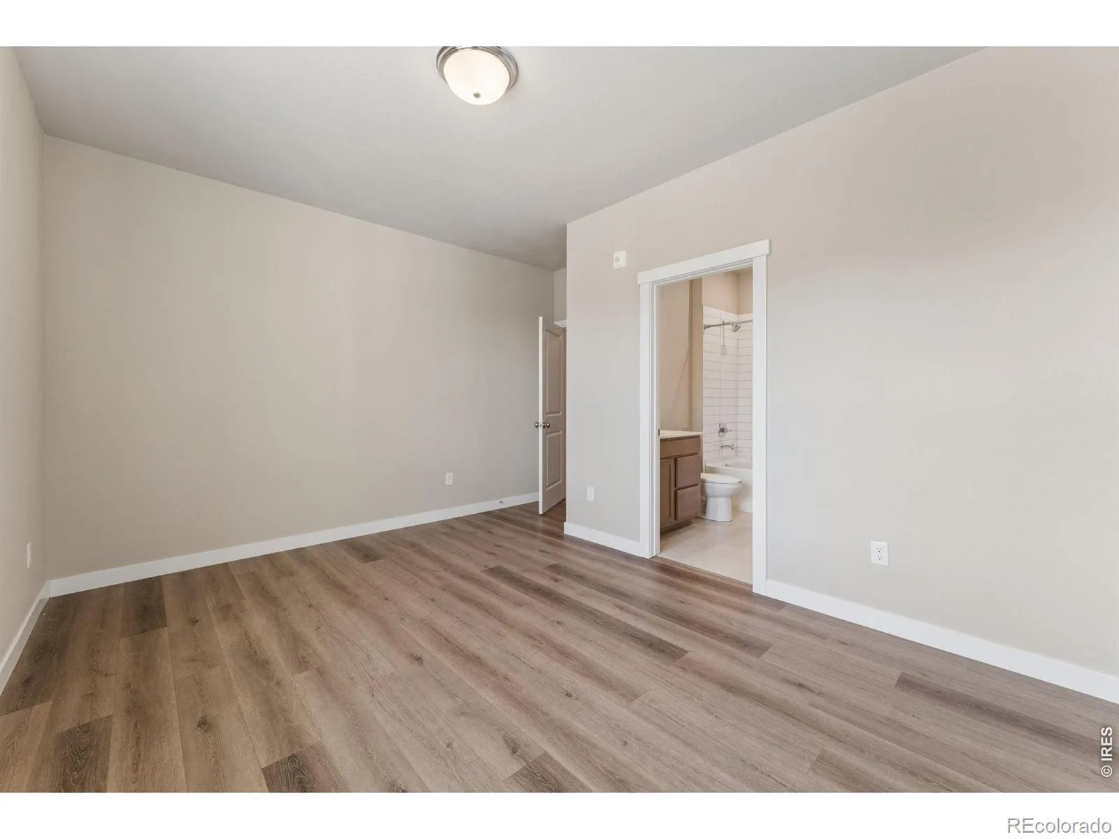330 High Point Drive #B105 Longmont CO 80504 | MLS #RECIR1064750 07222026013610 1600 19