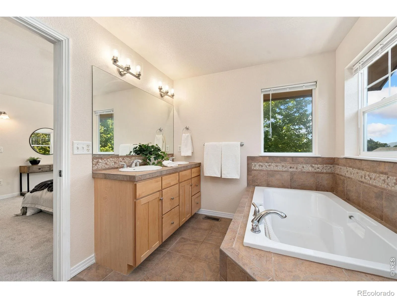 2104 18th Avenue Longmont CO 80501 | MLS #RECIR1064766 07222026142255 1600 10