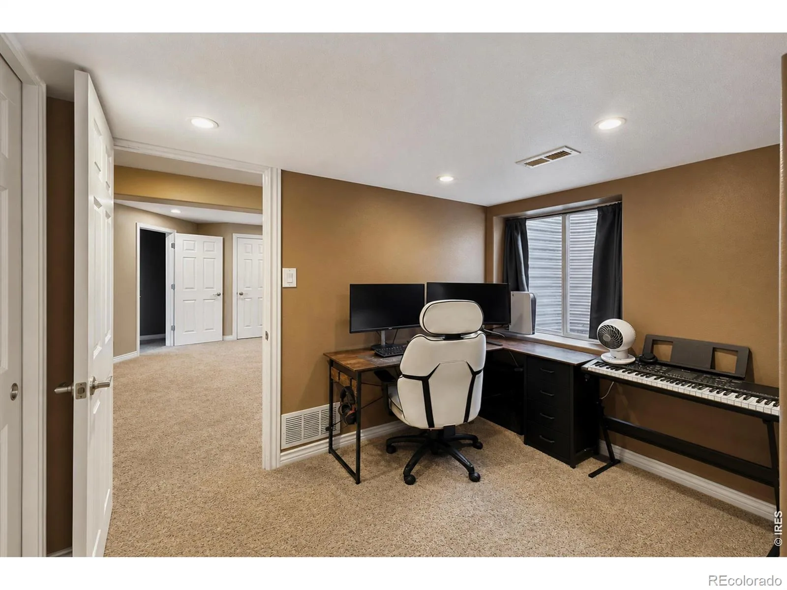 5472 Fox Run Boulevard Longmont CO 80504 | MLS #RECIR1064824 07222026213904 1600 33