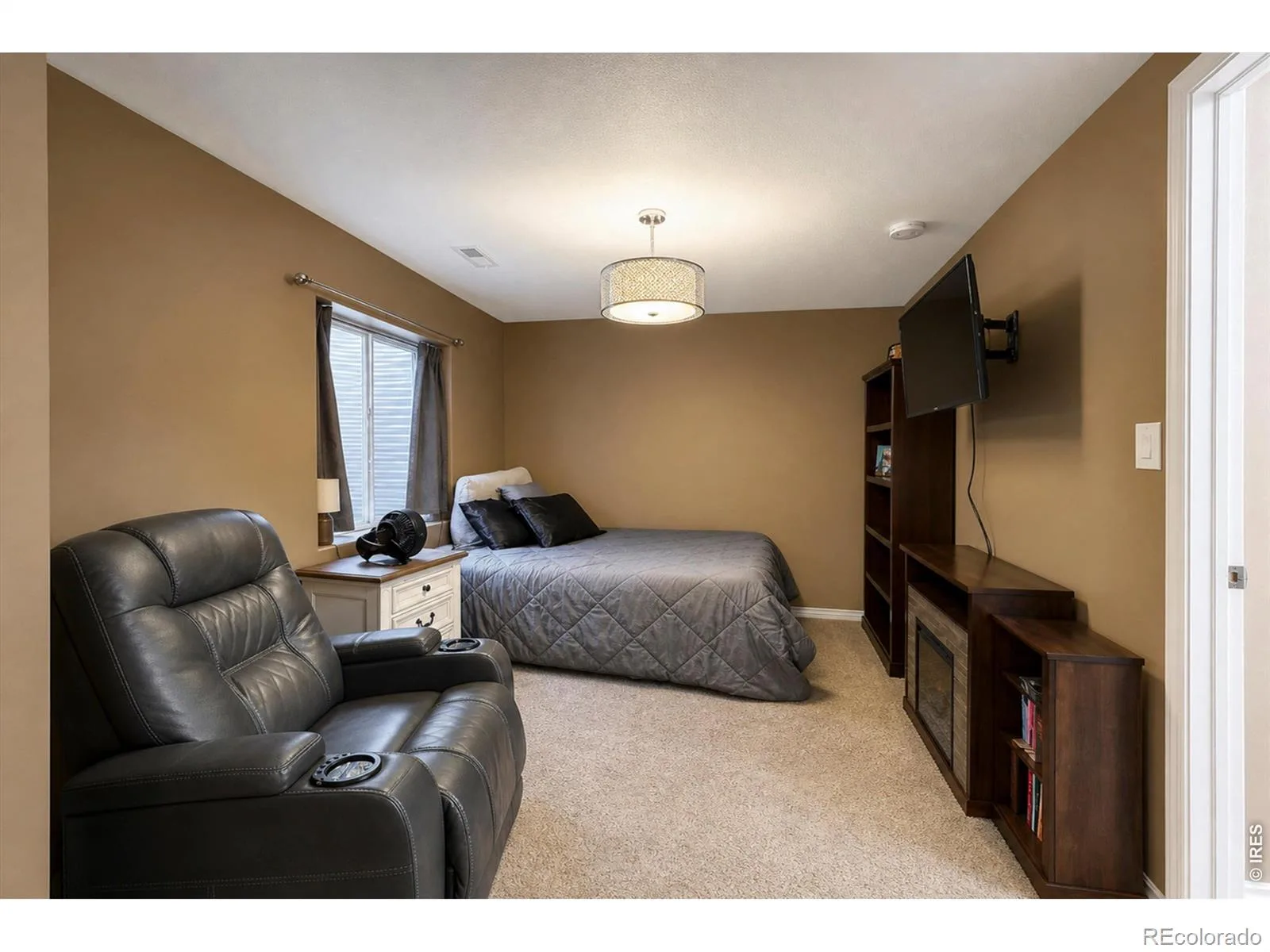 5472 Fox Run Boulevard Longmont CO 80504 | MLS #RECIR1064824 07222026213904 1600 35