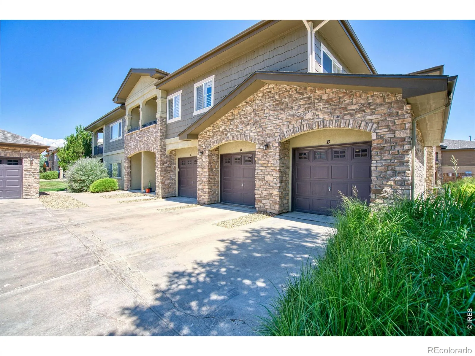 2239 Calais Drive #11B Longmont CO 80504 | MLS #RECIR1064850 08272026171815 1600 29
