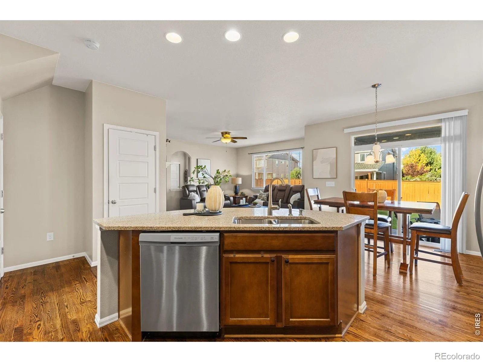 163 N Jamestown Way Aurora CO 80018 | MLS #RECIR1064860 08222026003759 1600 5