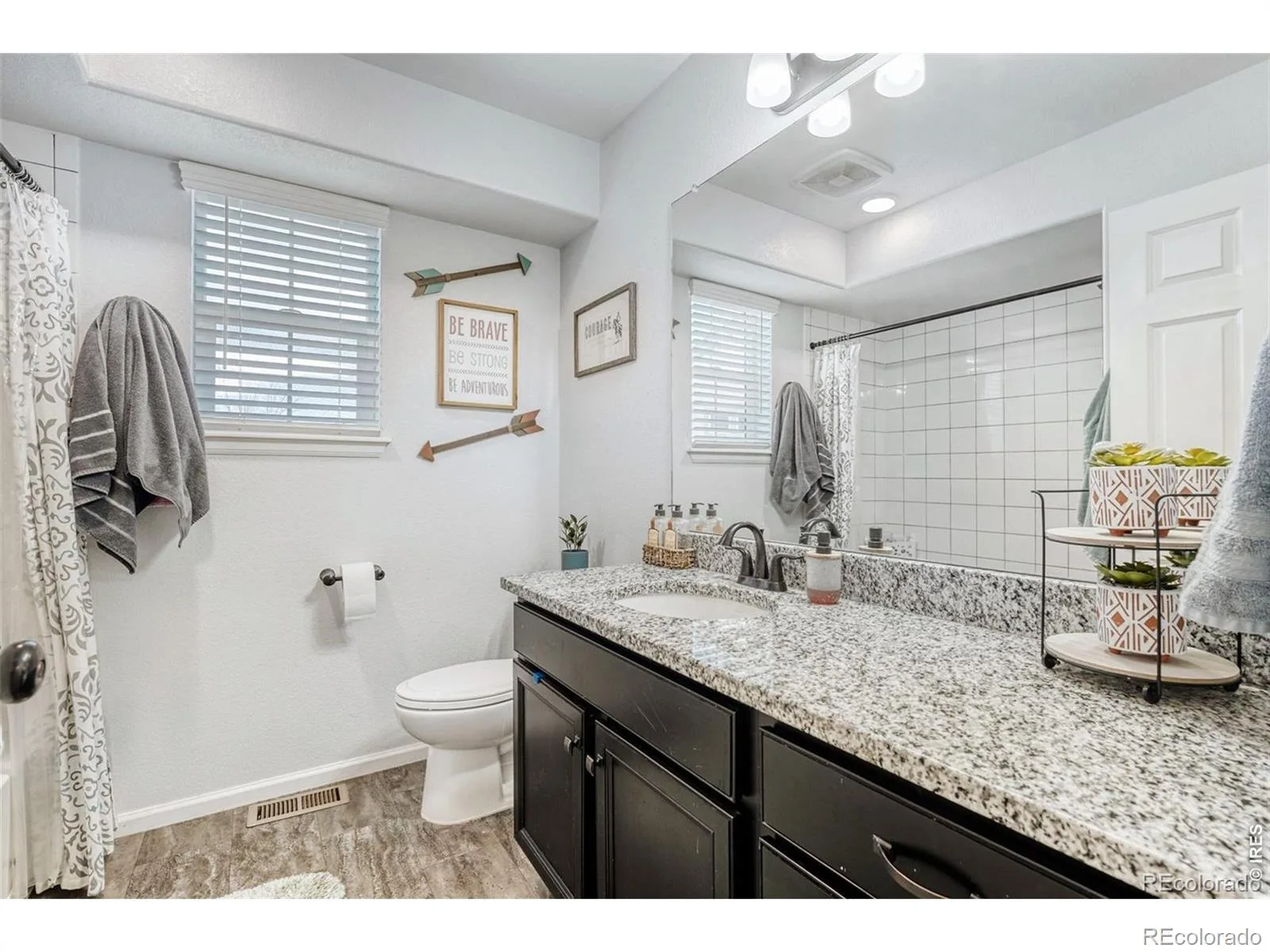 26168 E Maple Drive Aurora CO 80018 | MLS #RECIR1064871 07232026154504 1600 23