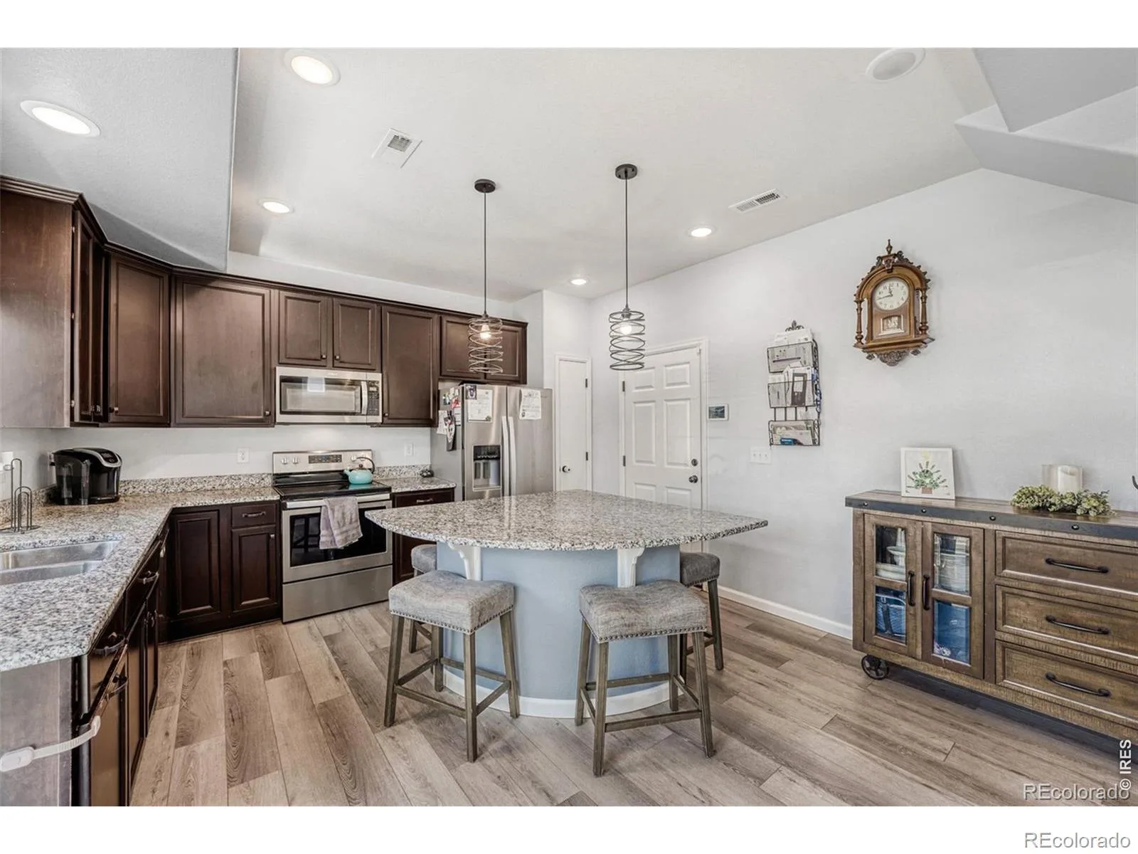 26168 E Maple Drive Aurora CO 80018 | MLS #RECIR1064871 07232026154504 1600 9