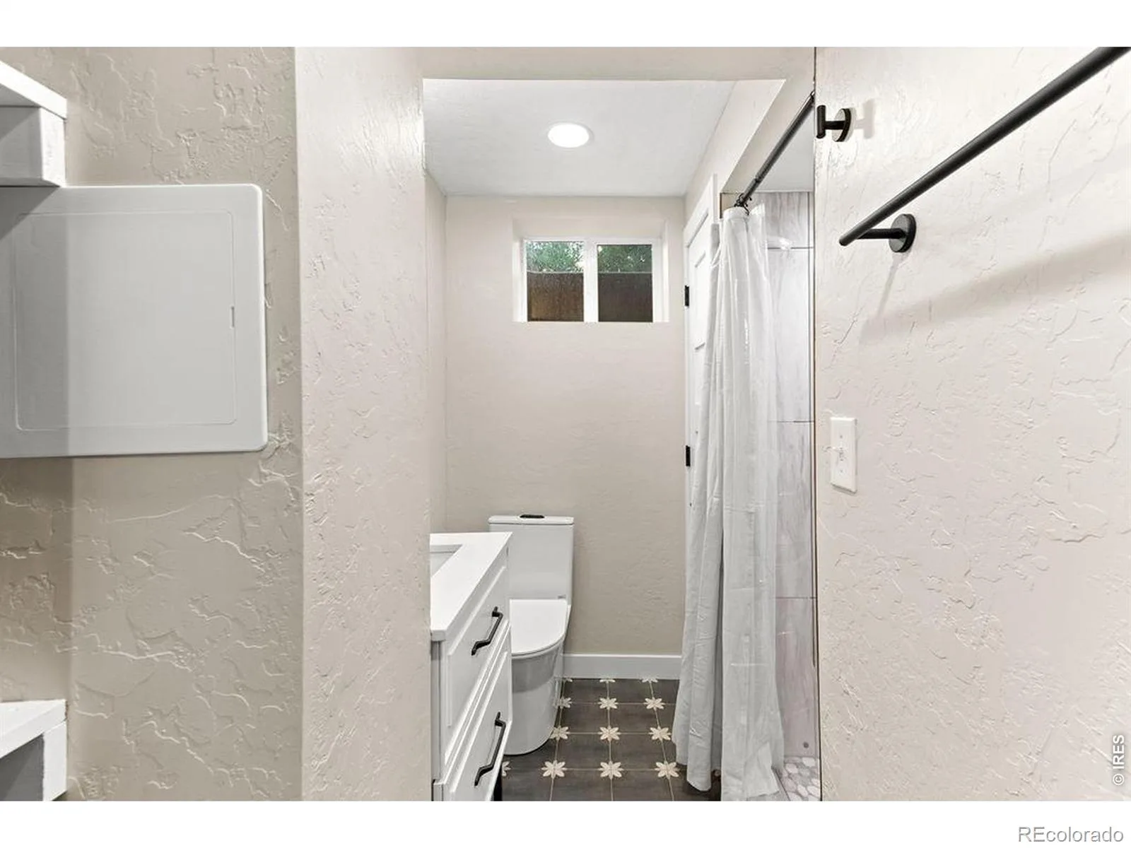 6010 Johnson Way Arvada CO 80004 | MLS #RECIR1064912 07252026071434 1600 25
